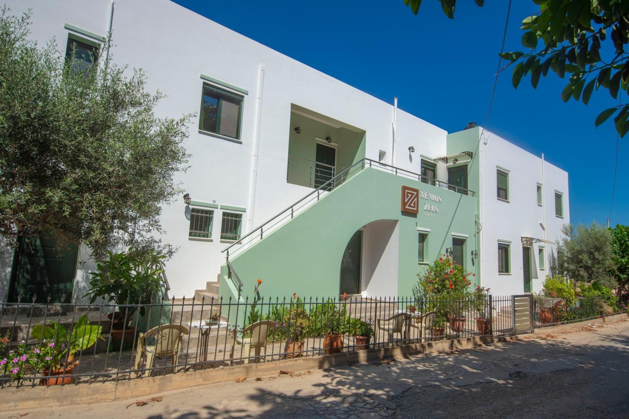 Xenios Zeus Apartments Киссамос Экстерьер фото